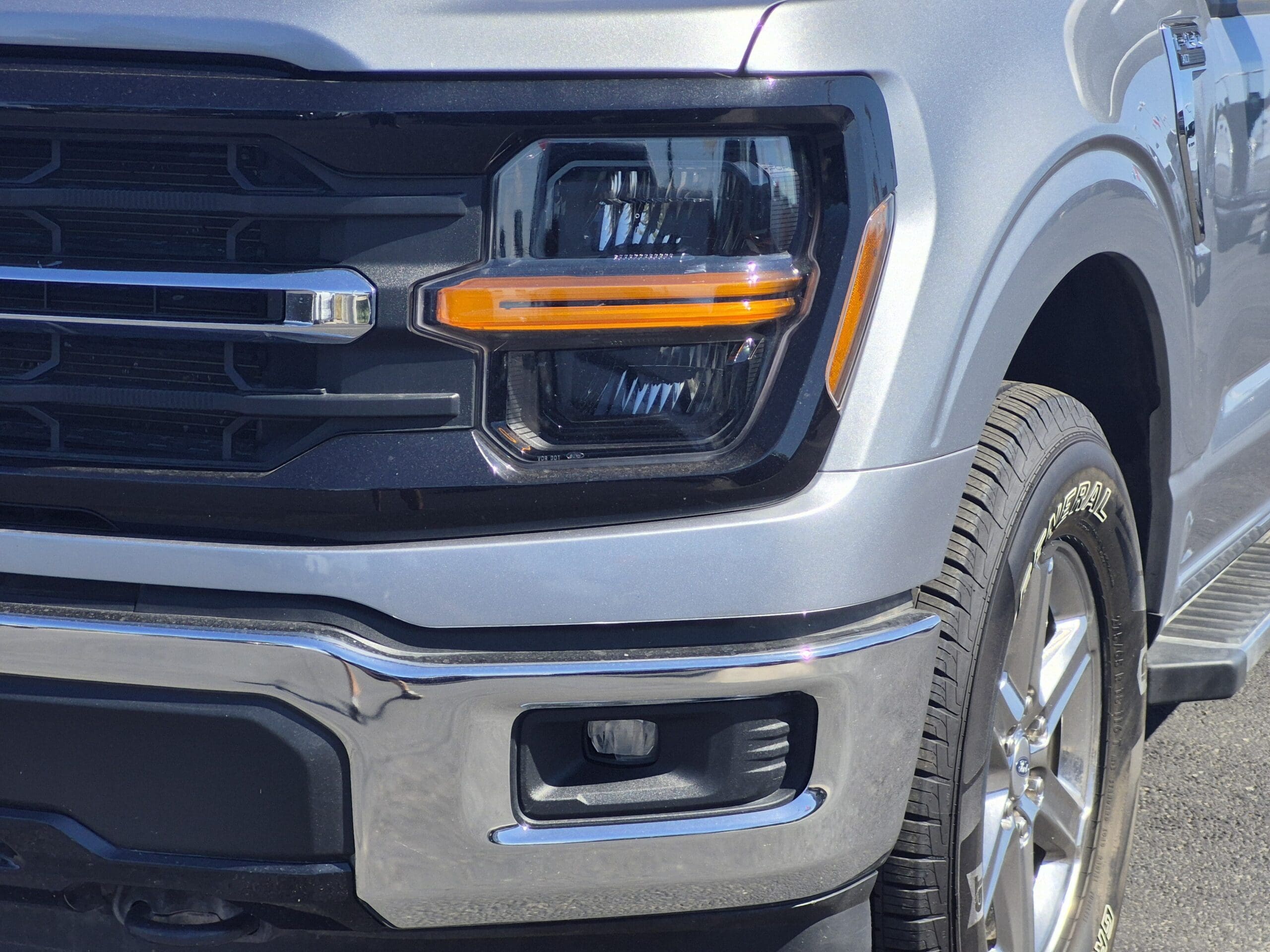 2025 Ford F-150 - Image 5
