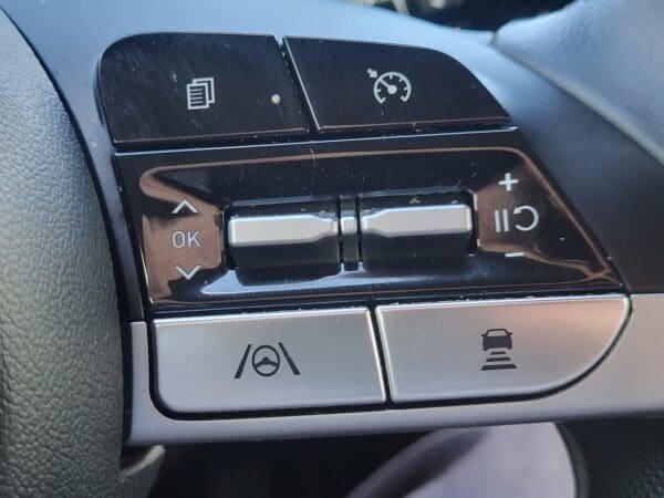 2023 Hyundai Elantra Hybrid