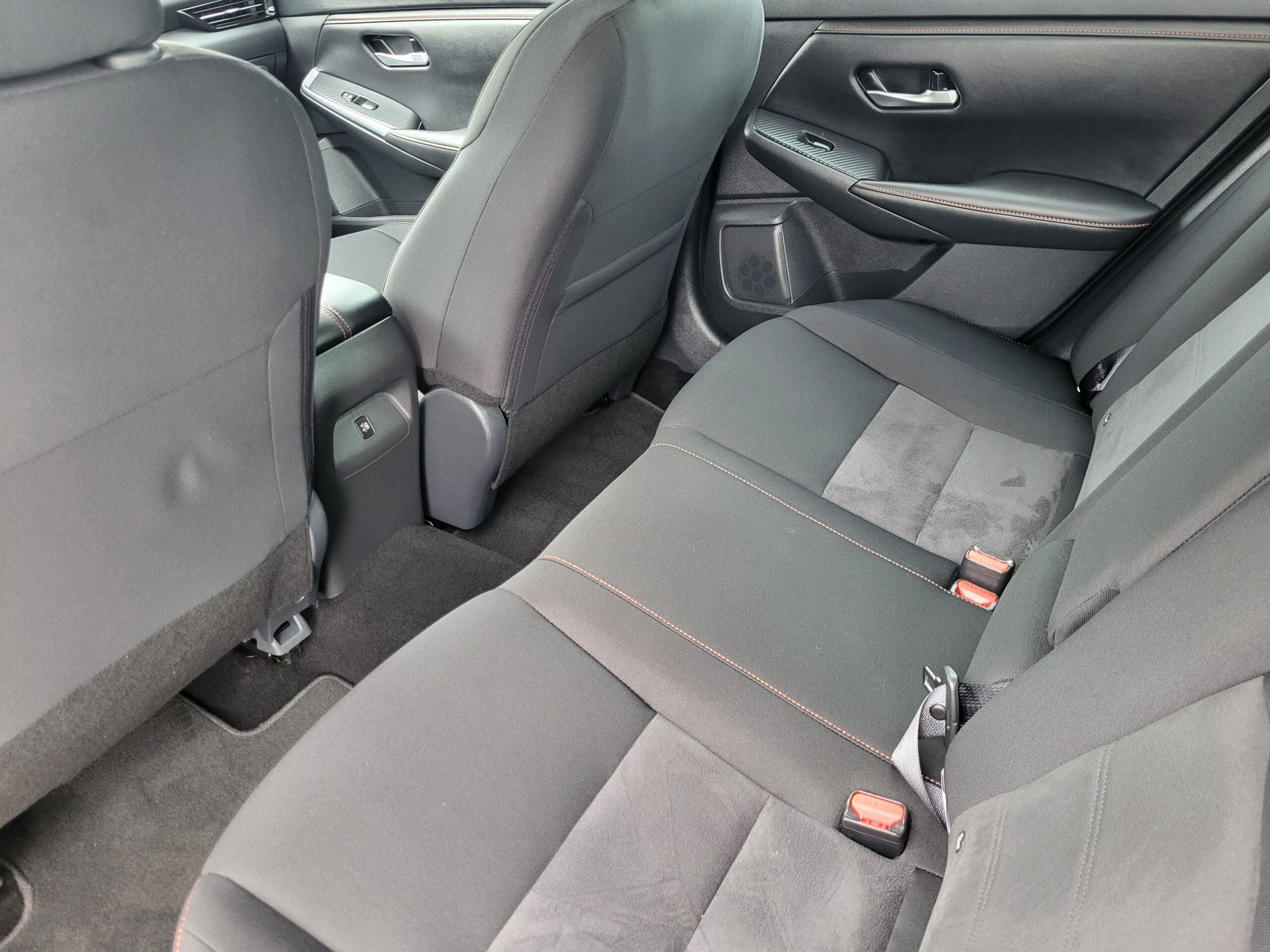2025 Nissan Sentra - Image 23