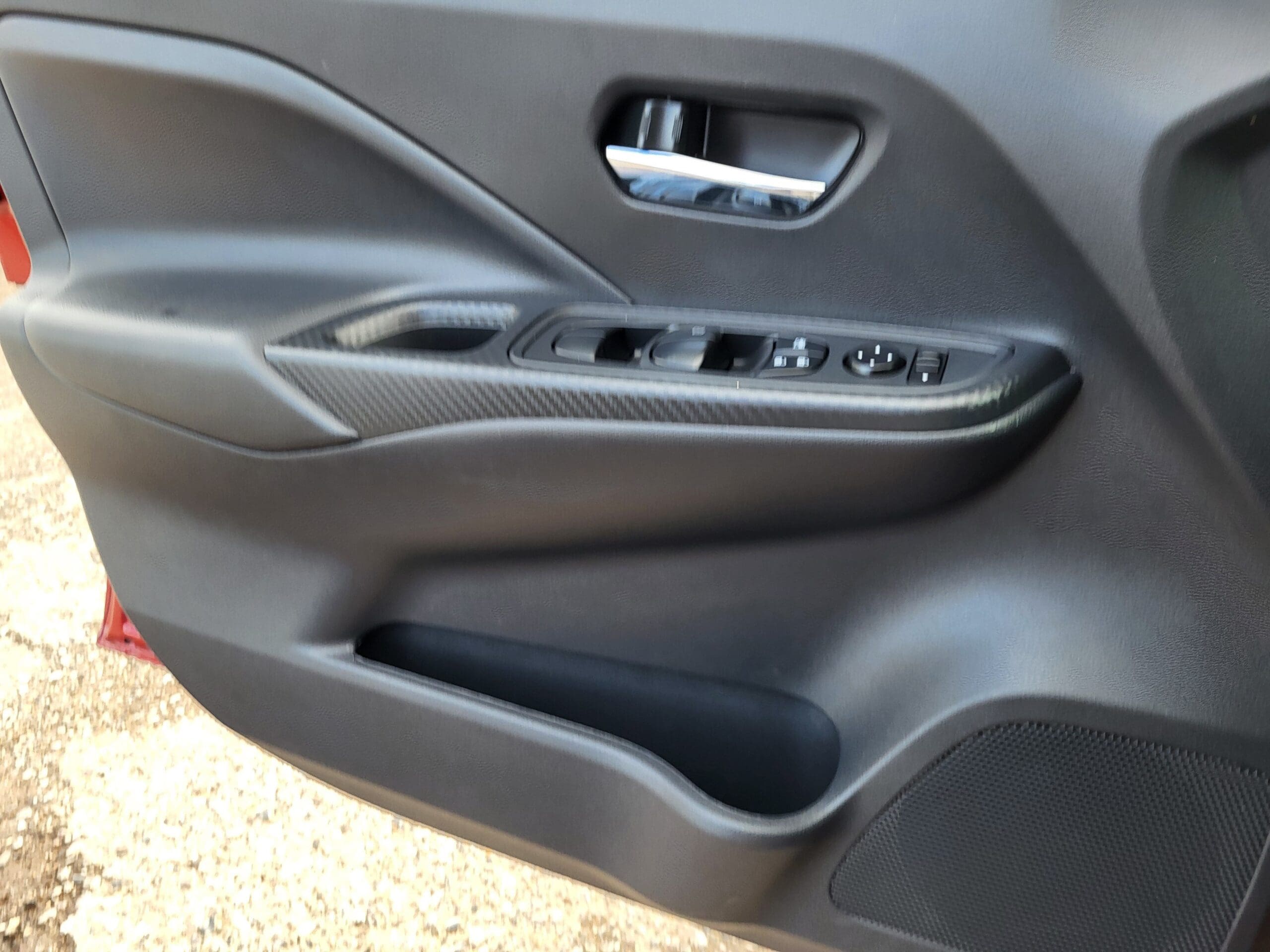 2025 Nissan Versa - Image 23