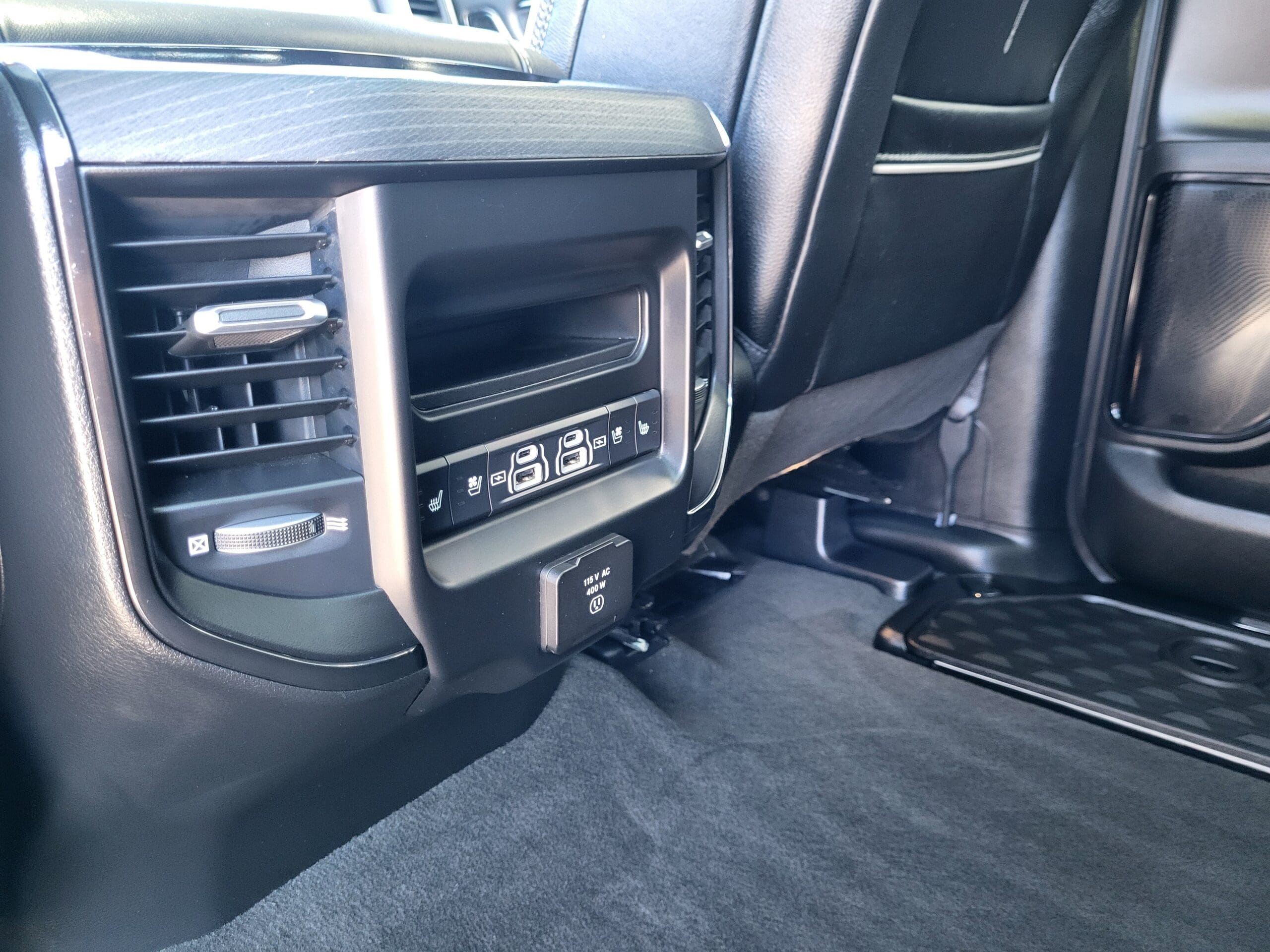 2023 Ram 1500 - Image 30