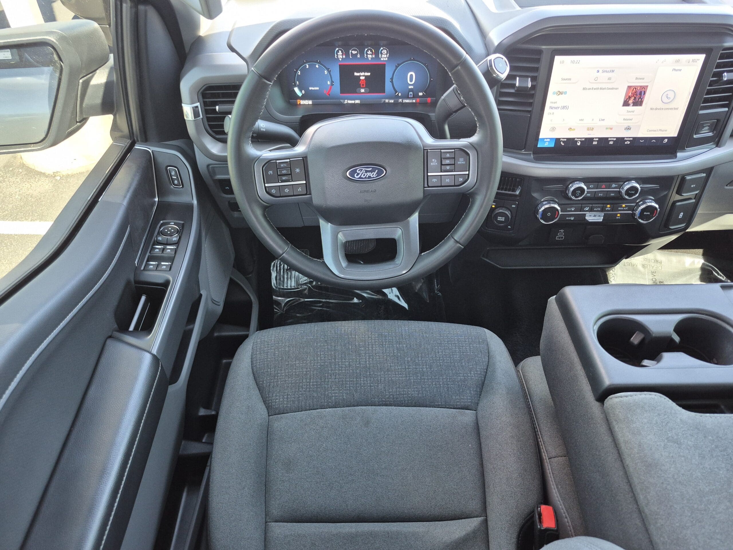 2025 Ford F-150 - Image 21