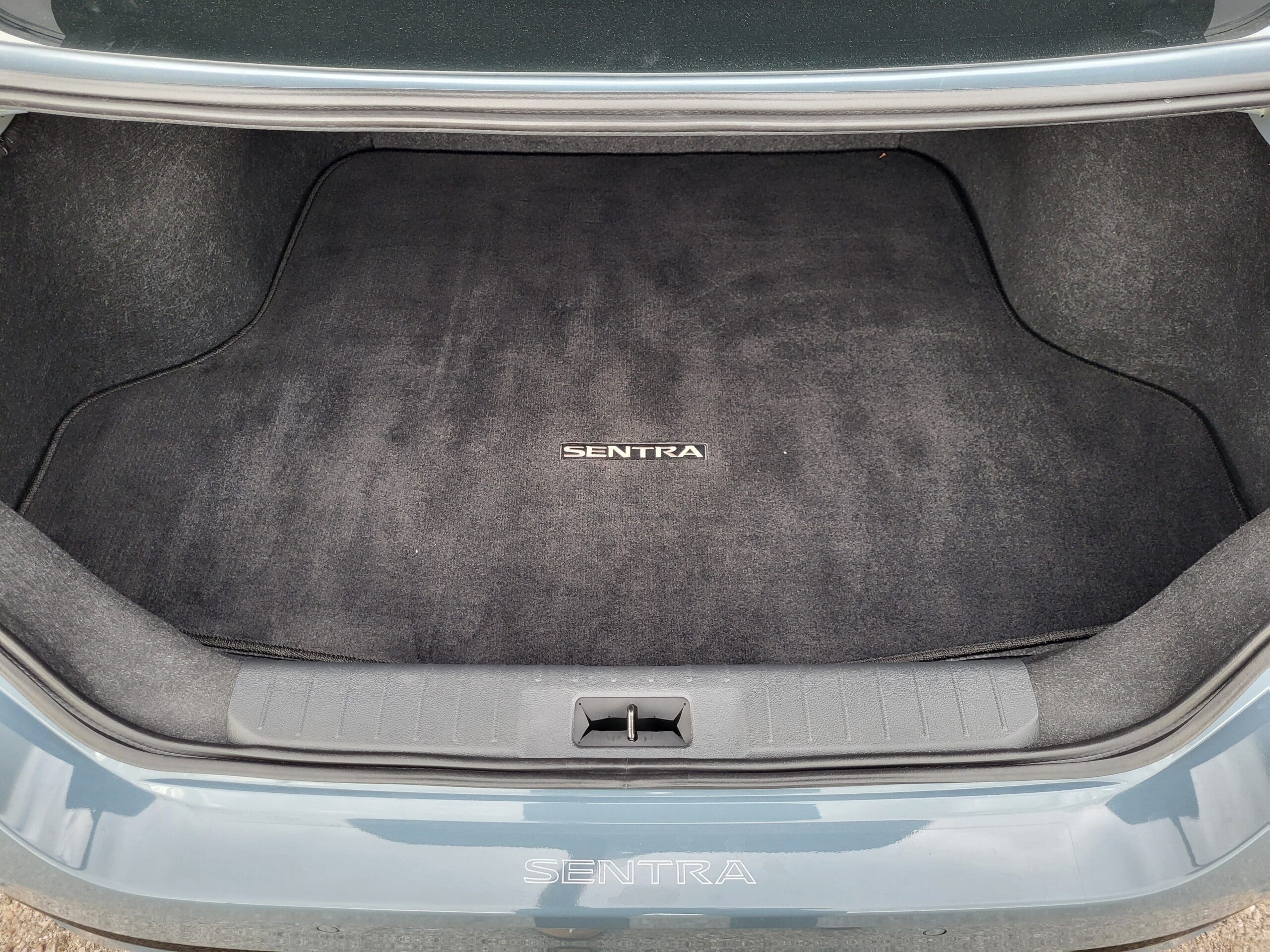 2025 Nissan Sentra - Image 10