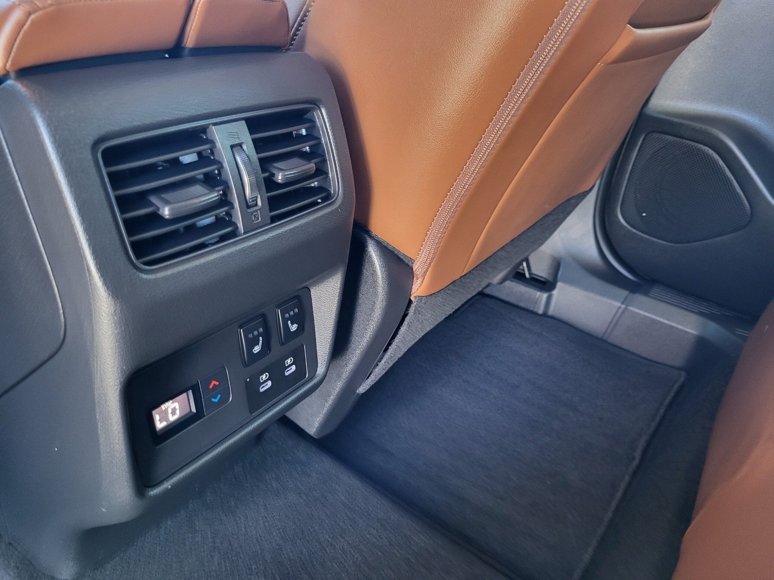 2026 Nissan Rogue - Image 27