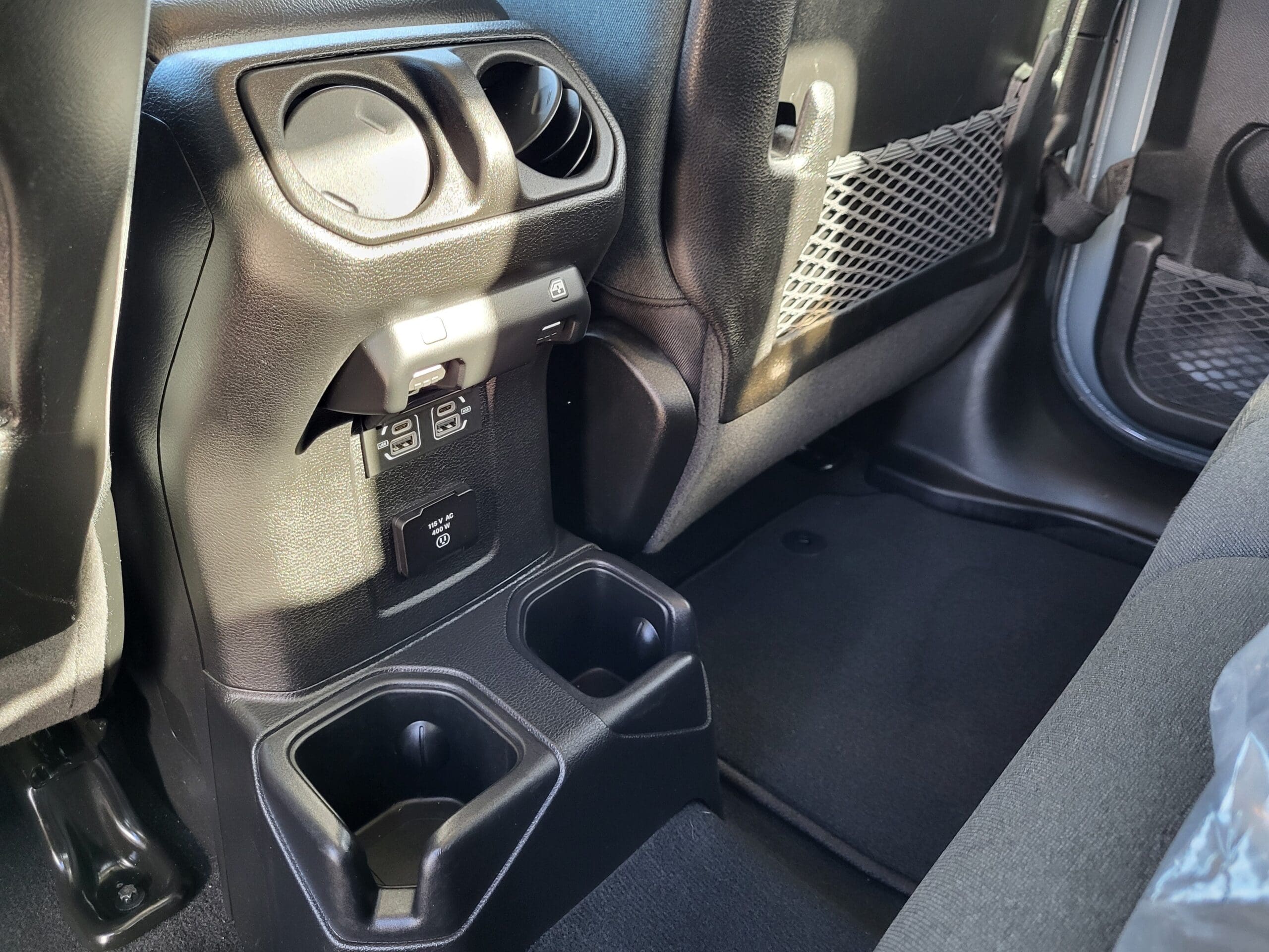 2026 Jeep Gladiator - Image 26