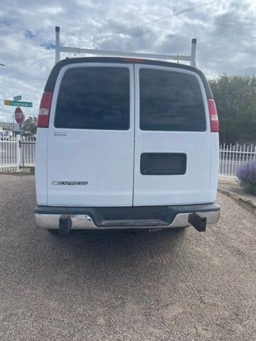 2019 Chevrolet Express 2500 - Image 4